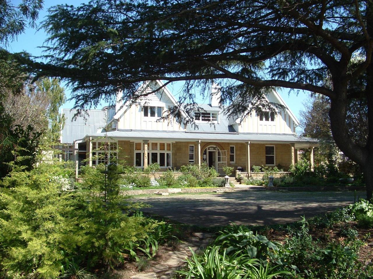 Shady Pines Guest House Harrismith Εξωτερικό φωτογραφία
